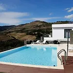 Lbv House 3* Pinhão