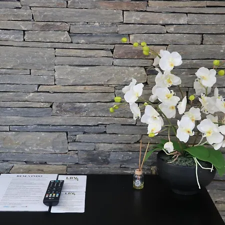 Ξενοδοχείο Lbv House