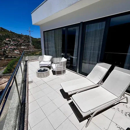 Lbv House 3* Pinhão