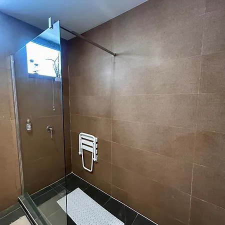 Lbv House Hotel 3*