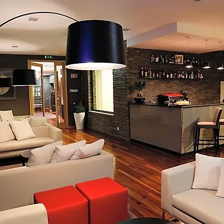 Hotel Lbv House 3*