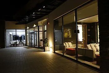 Lbv House Szálloda 3*